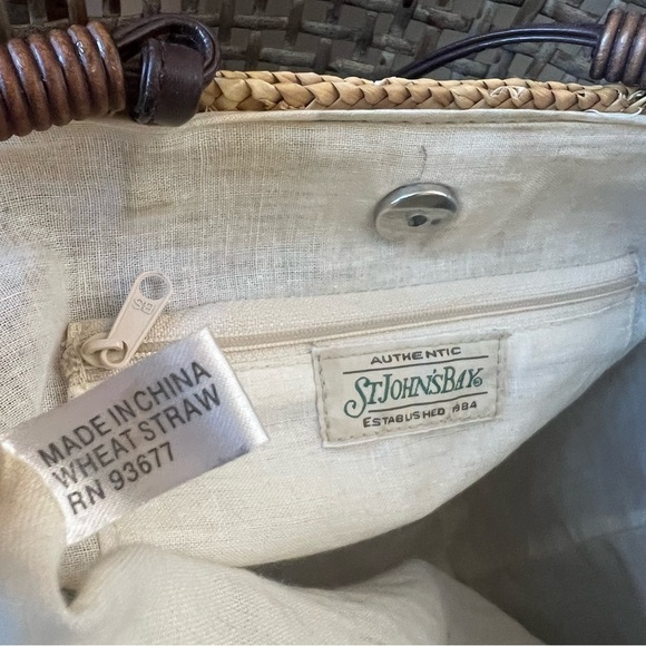 🌼🌼🌼St. John’s Bay wheat straw shoulder purse🌼🌼🌼 - Picture 2 of 6